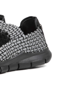 Catwalk Black Reflective