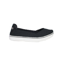 VEE CATWALK Black