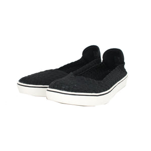 VEE CATWALK Black